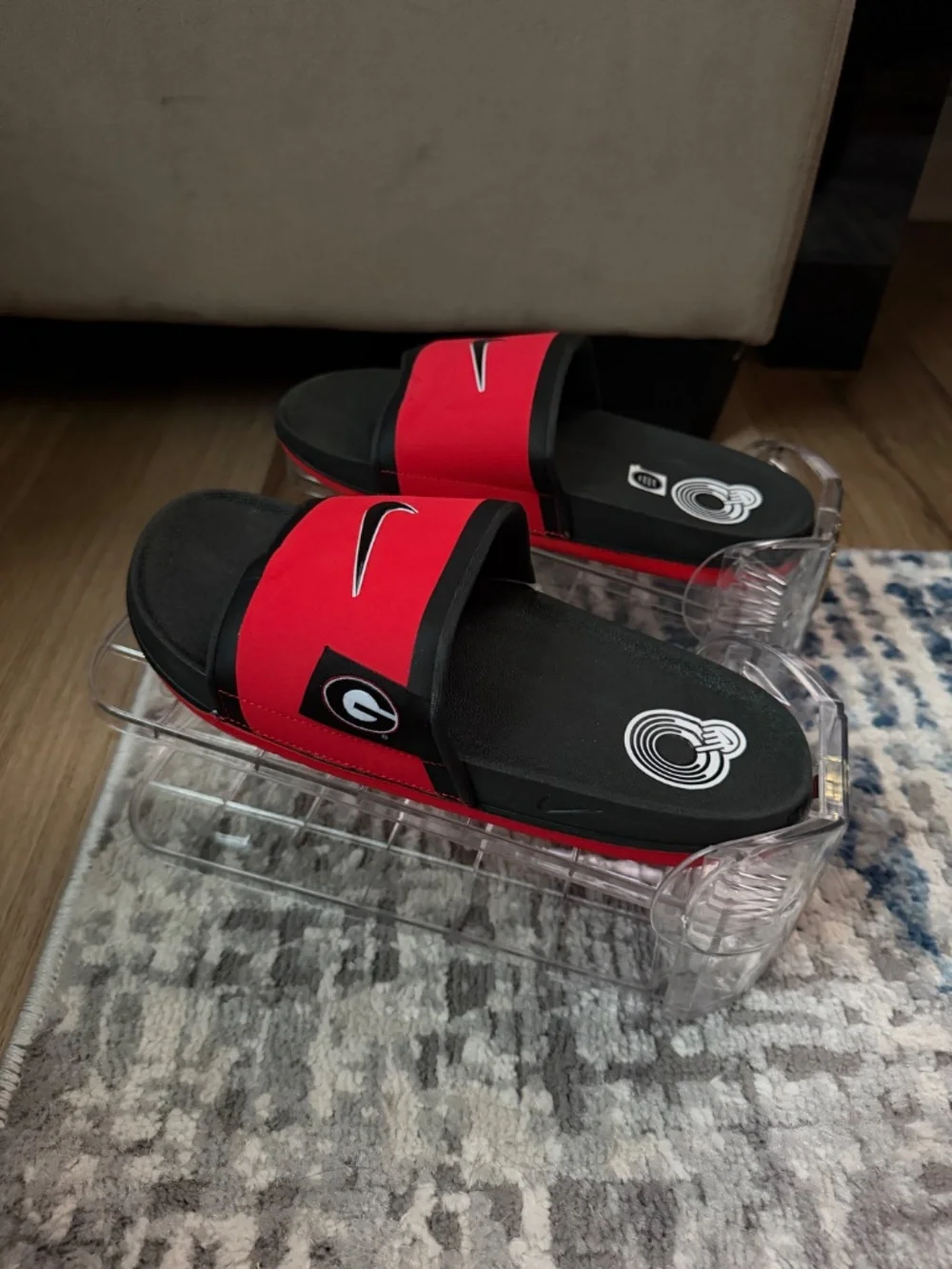 Nike University of Georgia (UGA) Offcourt Slides